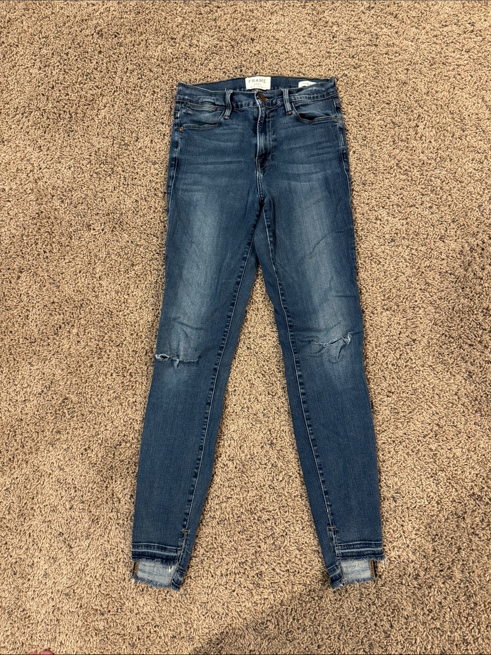 Frame Denim Le High Skinny Jeans in Dark Blue Wash